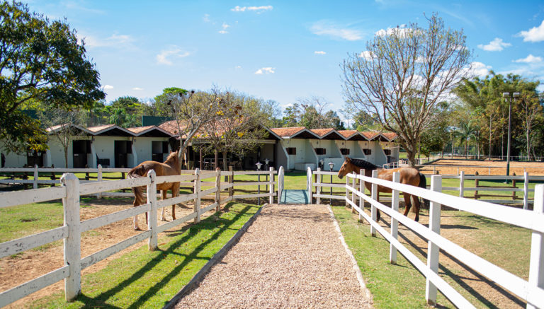 Casa de alto padrão no condomínio Village Sans Souci, em Valinhos